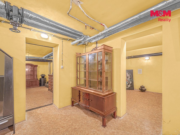 Комерційне приміщення на продаж, 103 м² (10 з 15)