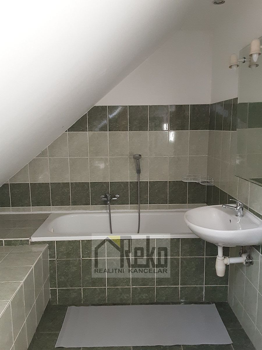 Pronájem bytu 3+kk 120 m² – fotografie 4