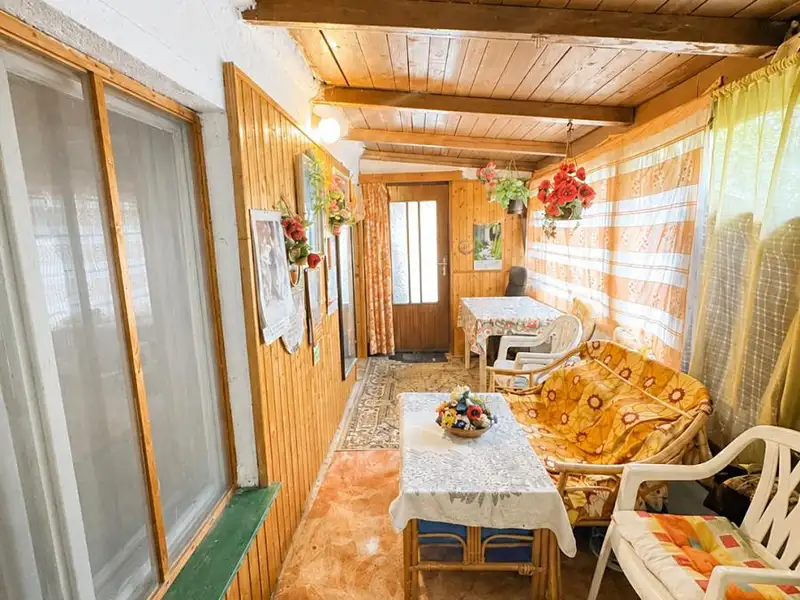 Prodej rodinného domu 140 m², pozemek 372 m², Hevlín – náhled fotky 3