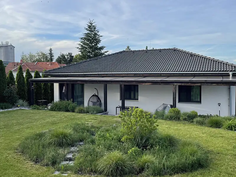 Pronájem projektu na klíč 90 m², pozemek 800 m², Kostelec nad Labem – náhled fotky 1