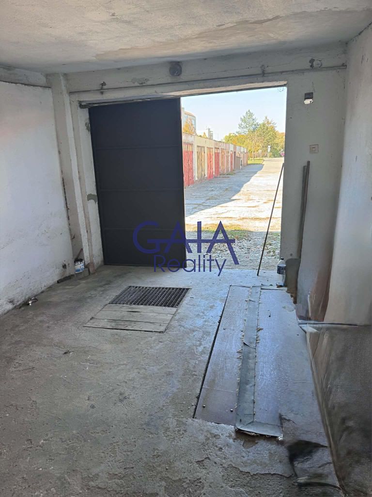 Prodej garáže 20 m² – fotografie 4