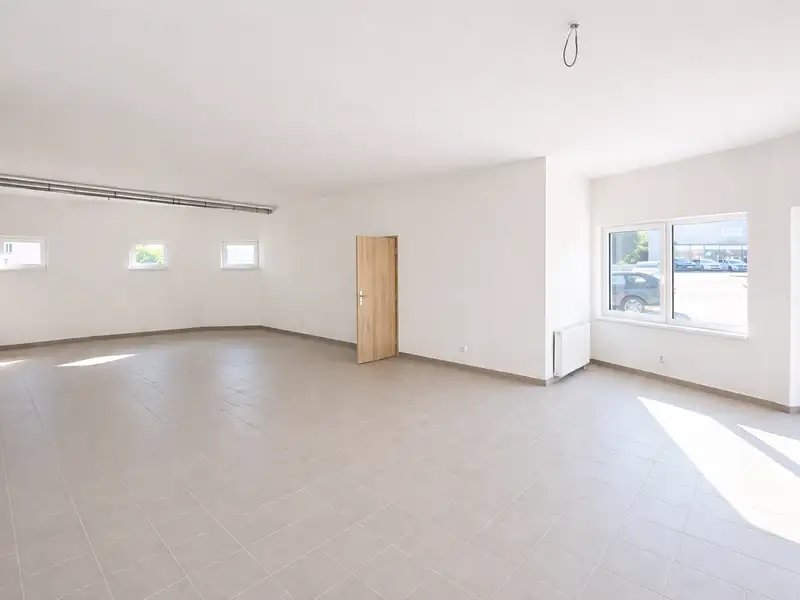 Pronájem restaurace 180 m², Kolín – náhled fotky 2