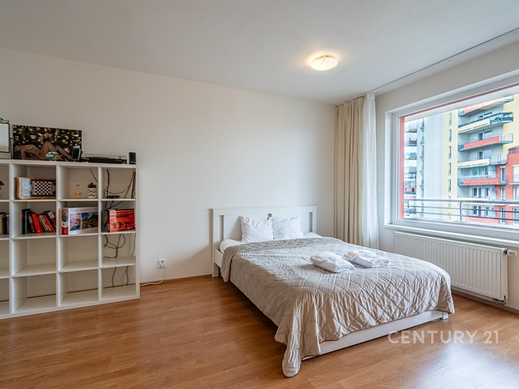 Квартира 1+kk в оренду, 40 м² (2 з 17)