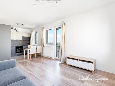 Pronájem bytu 3+kk 64 m²