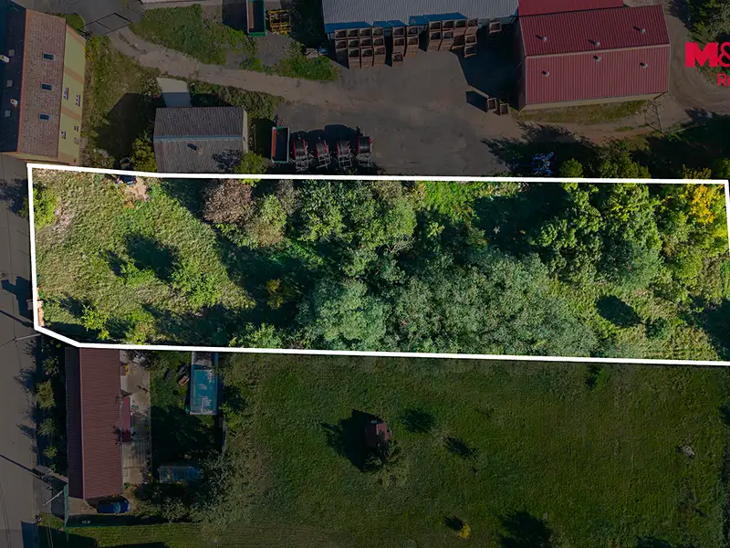 Prodej stavebního pozemku 2984 m², Zálezlice – náhled fotky 2