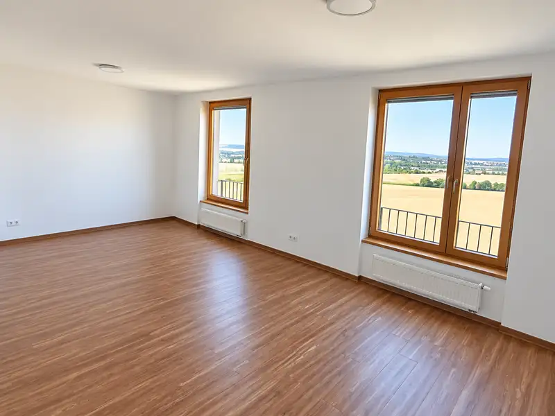Pronájem bytu 2+kk 54 m², Praha – náhled fotky 3