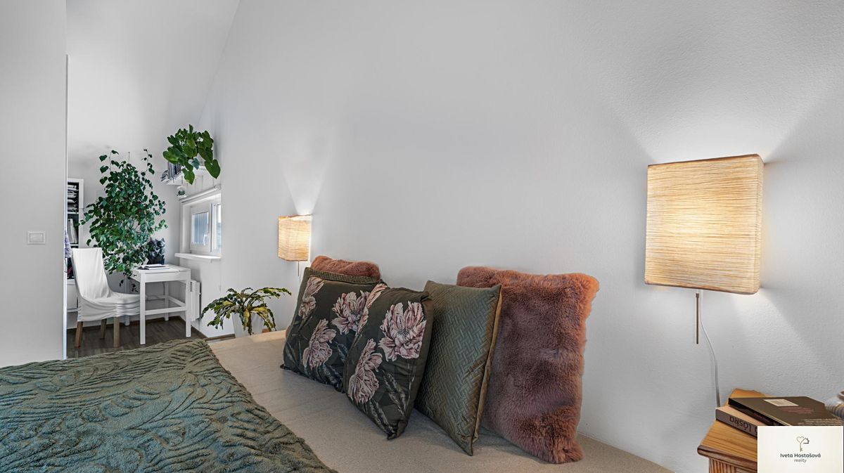 Prodej rodinného domu 110 m², pozemek 990 m² – fotografie 3