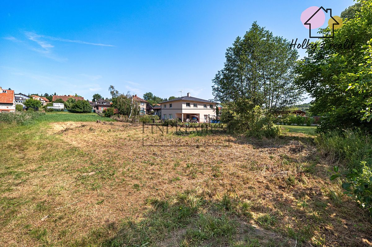 Prodej stavebního pozemku 991 m² – fotografie 2