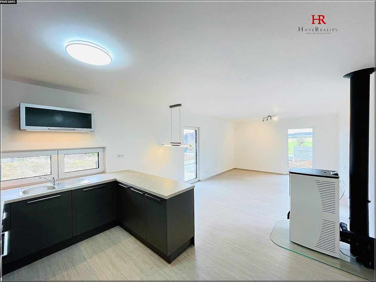Pronájem rodinného domu 106 m², pozemek 813 m² – fotografie 5