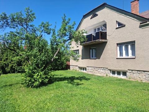 Prodej rodinného domu 340 m², pozemek 2431 m² – fotografie 2