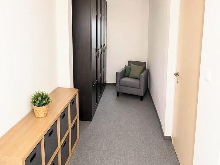 Pronájem bytu 4+1, 145 m² (7 z 18)