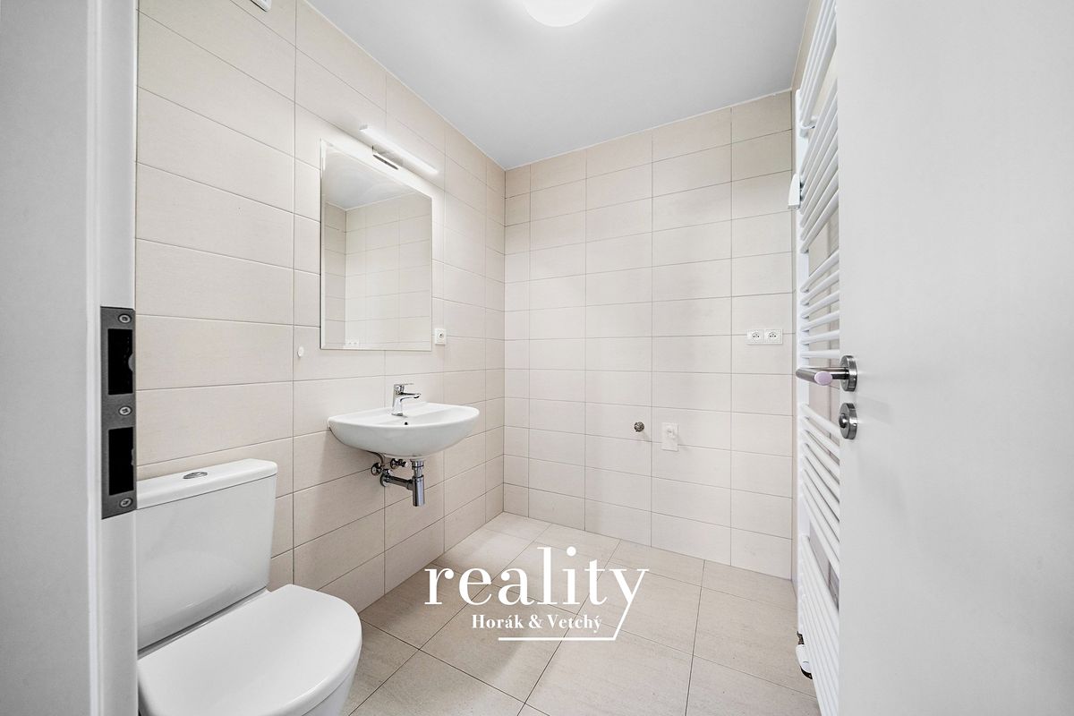 Pronájem bytu 2+kk 50 m² – fotografie 4