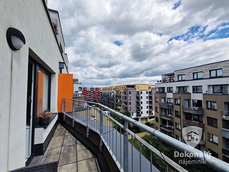 Pronájem bytu 2+kk, 43 m² (17 z 22)