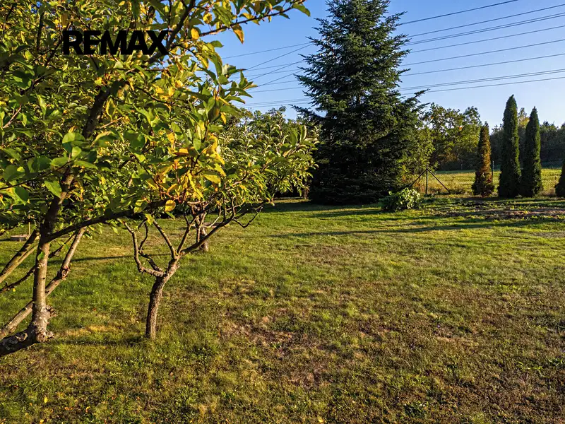 Prodej stavebního pozemku 1982 m², Mníšek pod Brdy – náhled fotky 3