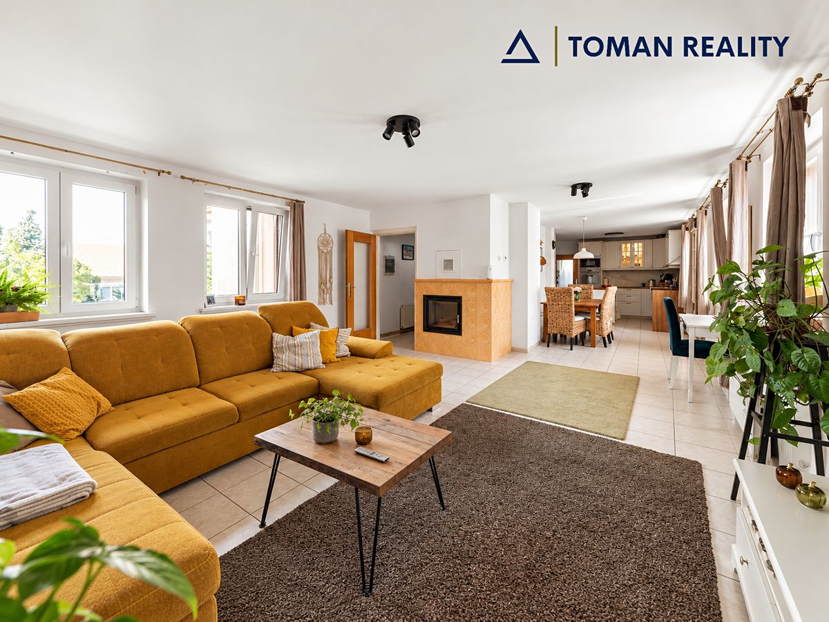 Prodej rodinného domu 234 m², pozemek 4501 m² – fotografie 3
