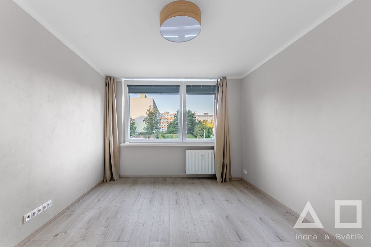 Prodej bytu 2+kk 43 m², Praha – fotka 1 z 3
