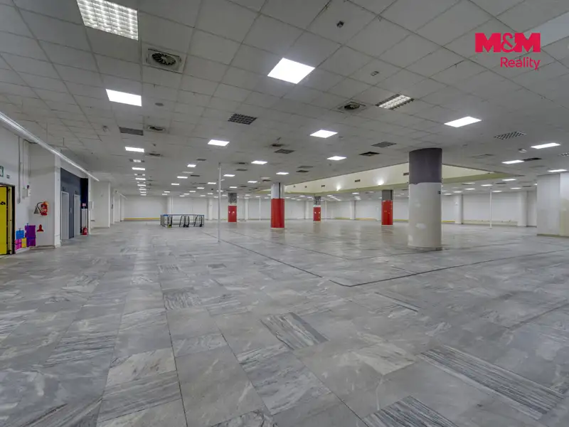 Pronájem obchodního prostoru 1603 m², Plzeň – náhled fotky 2