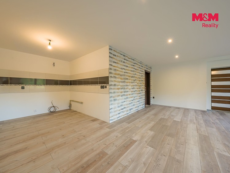 Комерційне приміщення на продаж, 340 м² (15 з 30)