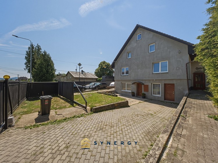 Будинок на продаж, 200 м² (3 з 38)