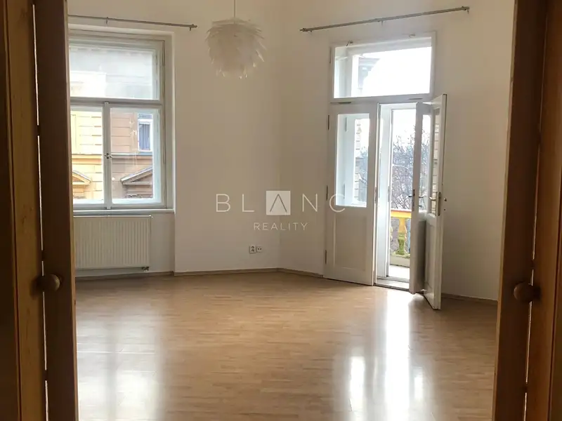 Pronájem bytu 2+1 68 m², Praha – náhled fotky 1