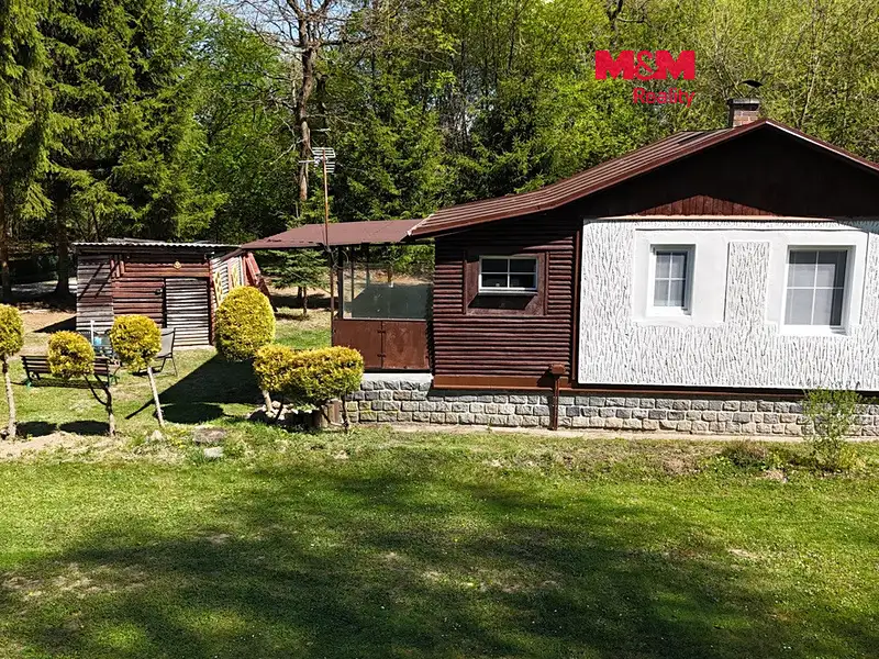Prodej chaty 244 m², pozemek 250 m², Klenovice – náhled fotky 1