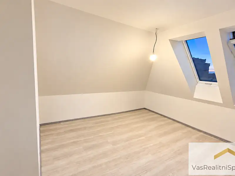 Pronájem bytu 3+kk 62 m², Praha – náhled fotky 2