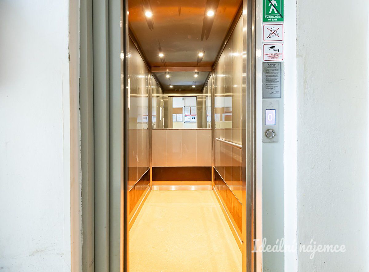 Pronájem bytu 1+1 29 m² – fotografie 5