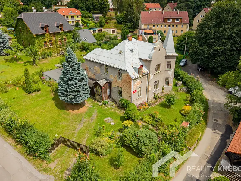 Prodej vily 259 m², pozemek 853 m², Liberec – náhled fotky 1
