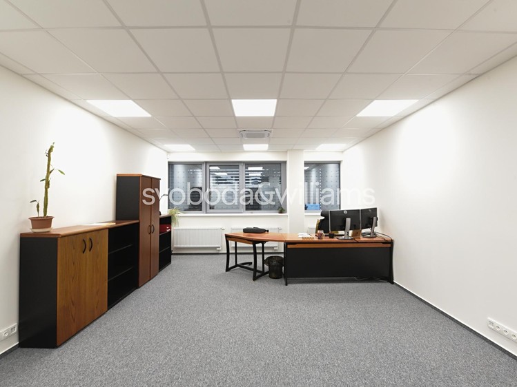 Комерційне приміщення в оренду, 5 455 м² (10 з 30)