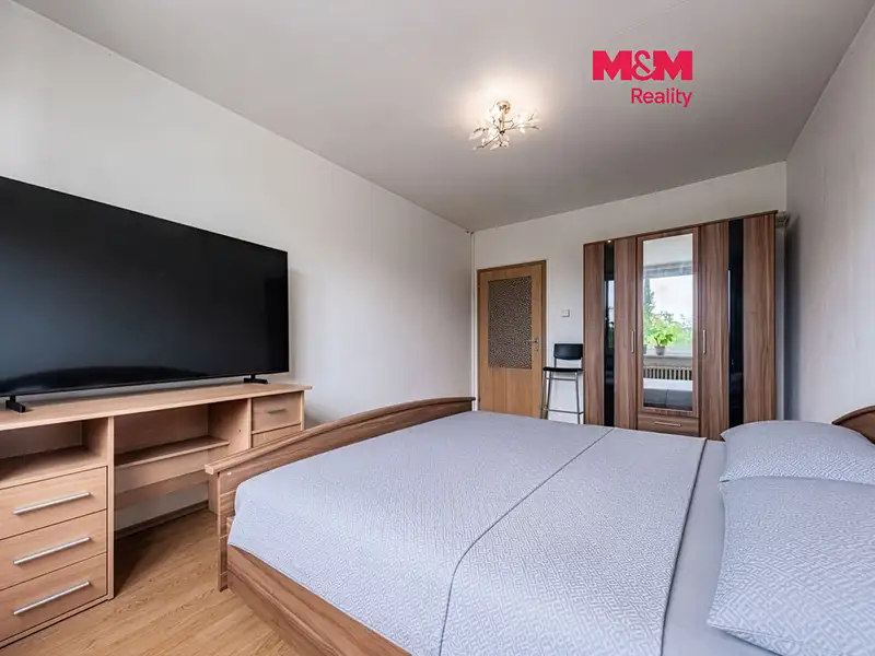 Prodej bytu 3+1 81 m², Praha – náhled fotky 1