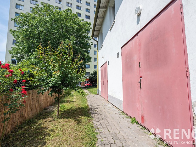 Prodej domu, 265 m² (4 z 39)