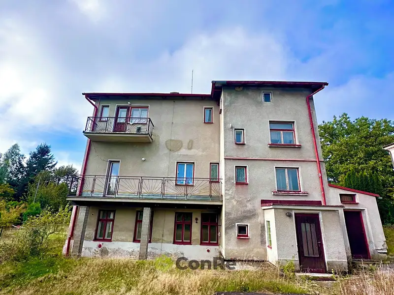 Prodej rodinného domu 420 m², pozemek 980 m², Jablonec nad Nisou – náhled fotky 2