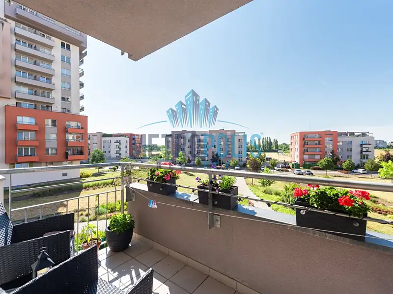 Pronájem bytu 1+kk 41 m², Praha – náhled fotky 2