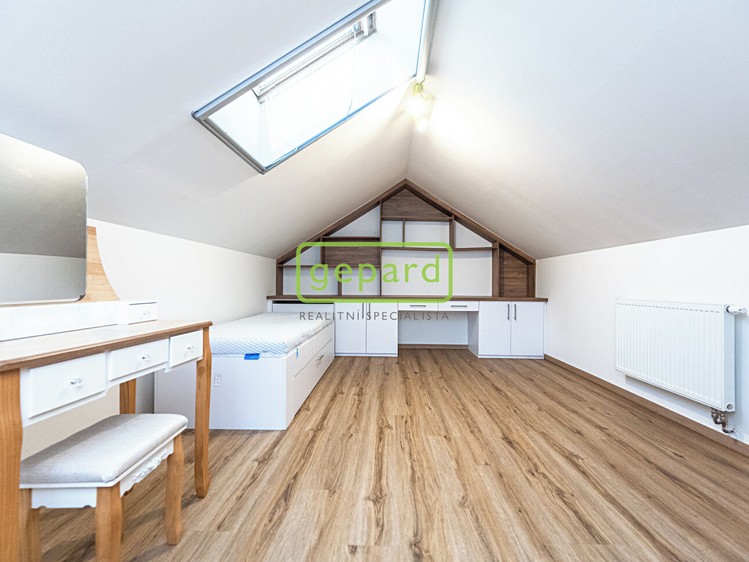 Prodej bytu 5+1, 208 m² (15 z 18)