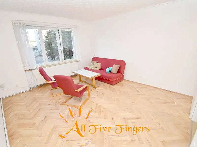 Pronájem bytu 4+1 80 m², Kolín – náhled fotky 3