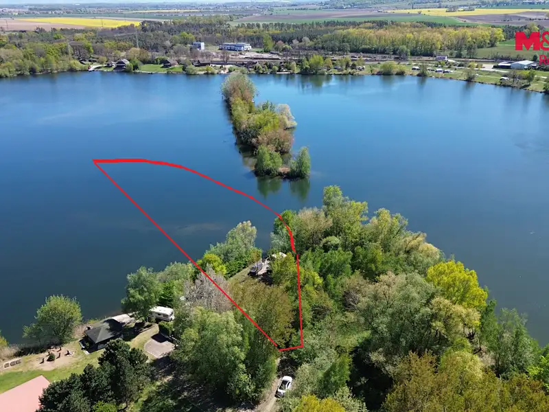 Prodej pozemku 7598 m², Kolín – náhled fotky 2