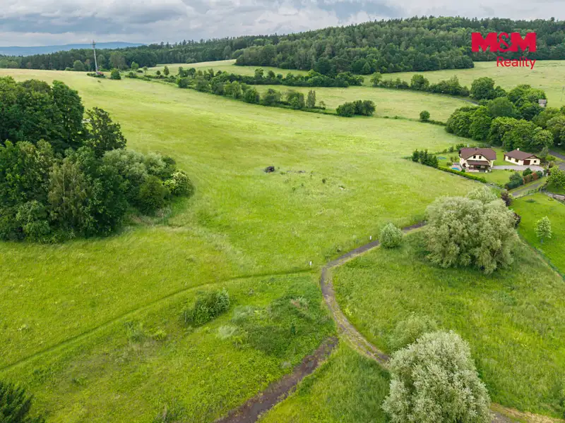Prodej stavebního pozemku 1127 m², Šemnice – náhled fotky 2