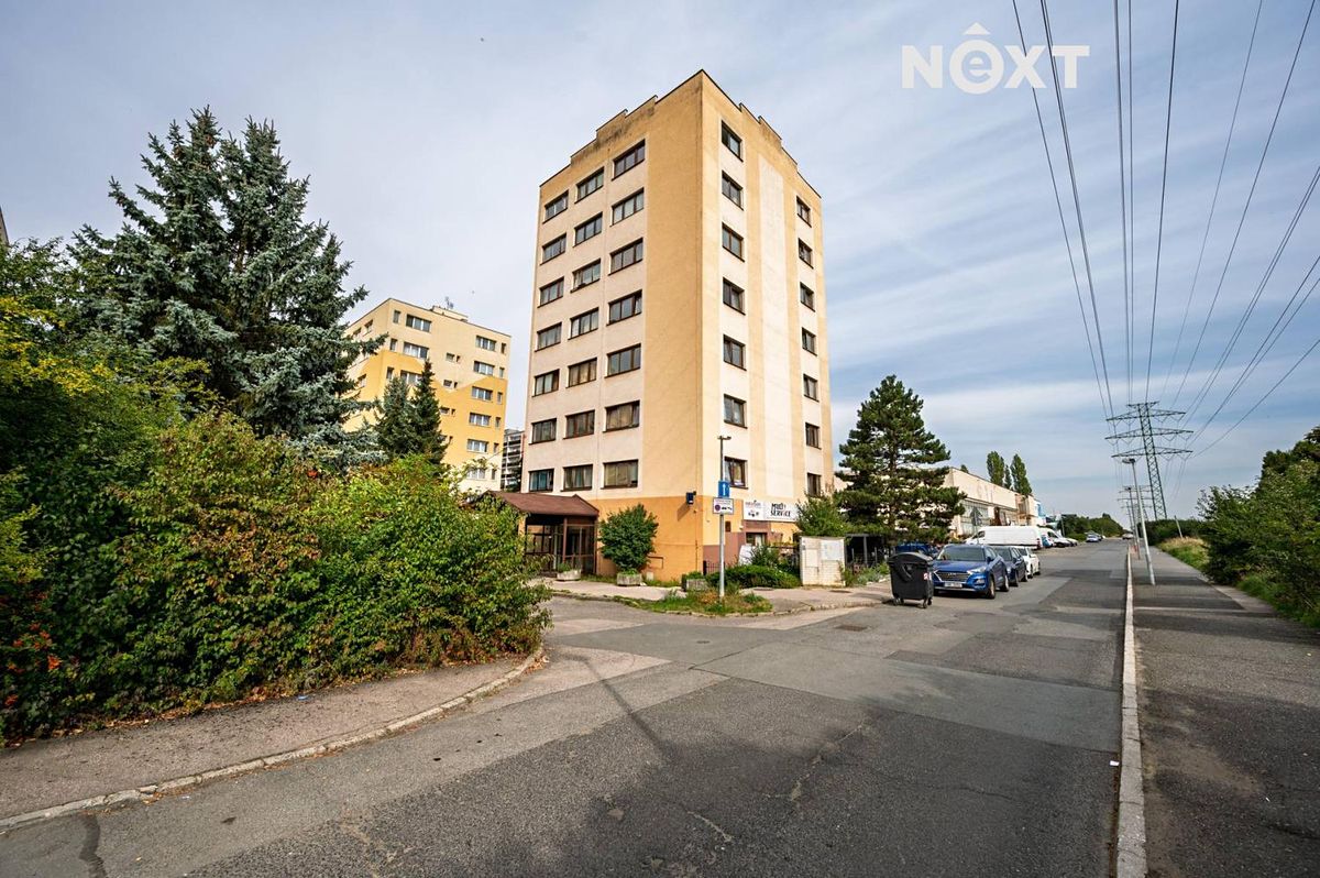 Prodej bytu 1+kk 21 m², Praha – fotka 1 z 3