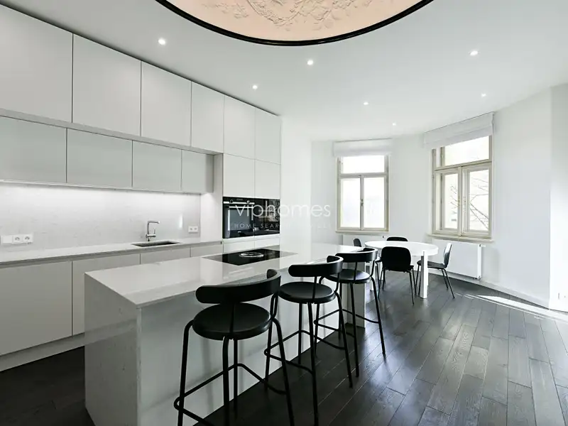 Pronájem bytu 4+kk 137 m², Praha – náhled fotky 3