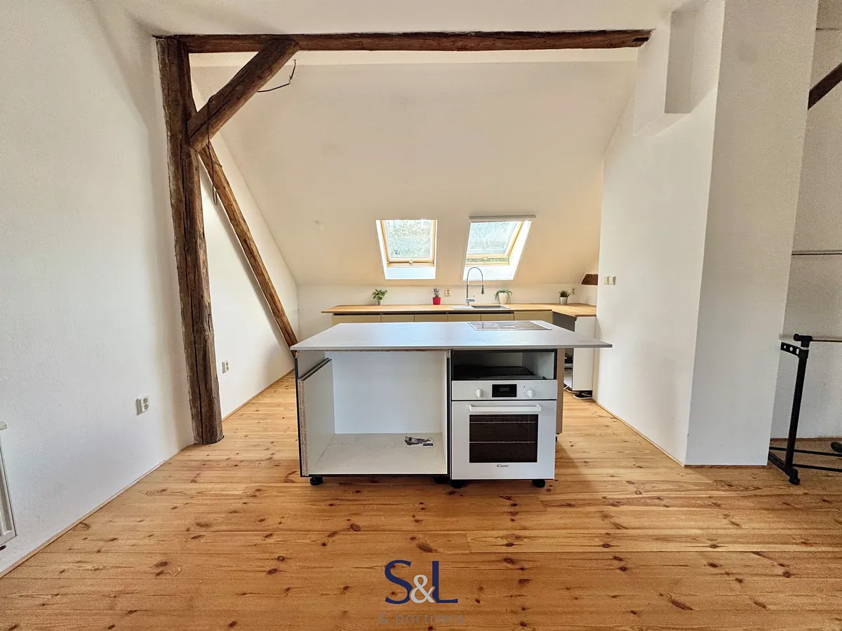 Pronájem bytu atypický 75 m²
