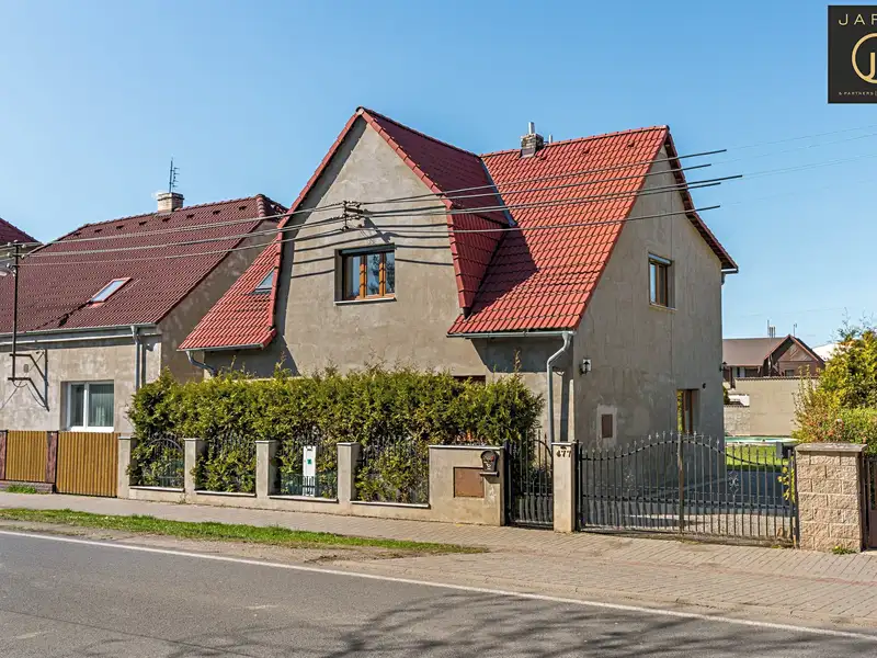 Prodej rodinného domu 145 m², pozemek 544 m², Vinařice – náhled fotky 1