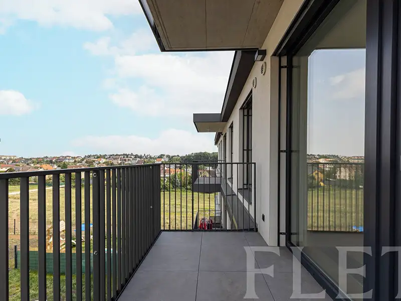 Pronájem bytu 2+kk 46 m², Praha – náhled fotky 2