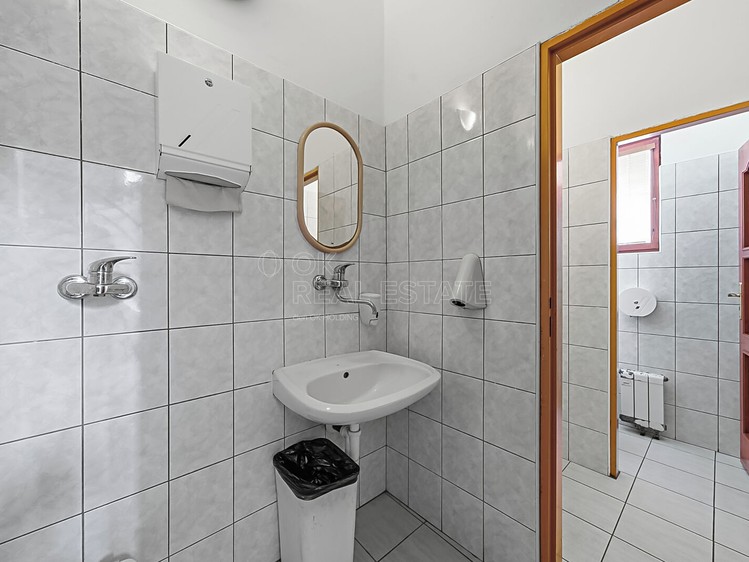 Prodej domu, 630 m² (32 z 83)