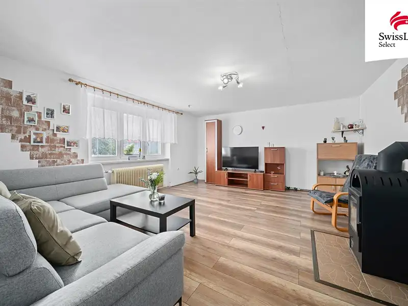 Prodej rodinného domu 200 m², pozemek 1278 m², Valdice – náhled fotky 2