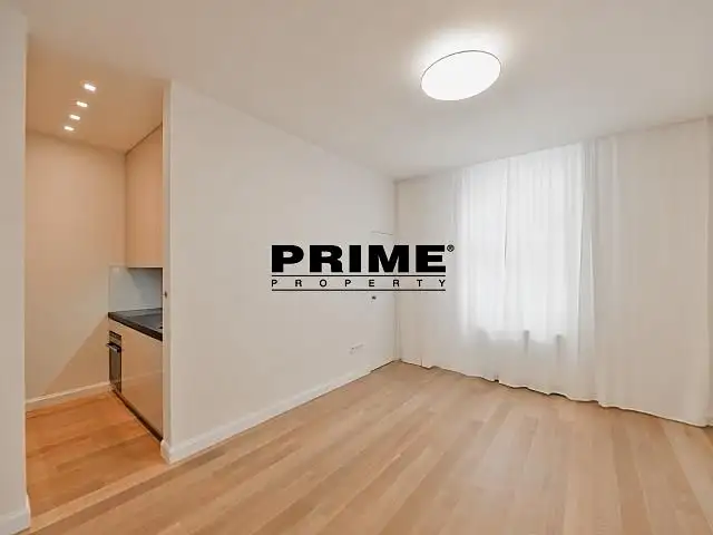 Pronájem bytu 3+kk 93 m², Praha – náhled fotky 1
