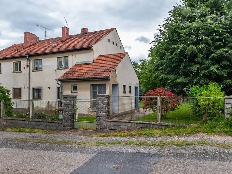 Prodej rodinného domu 138 m², pozemek 1074 m², Kácov – náhled fotky 1
