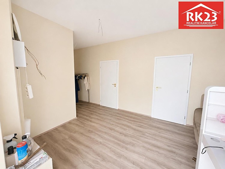 Pronájem komerčního prostoru, 25 m² (2 z 4)