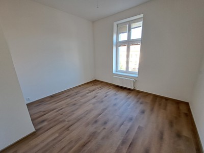 Pronájem bytu 1+kk, 25 m² (3 z 7)