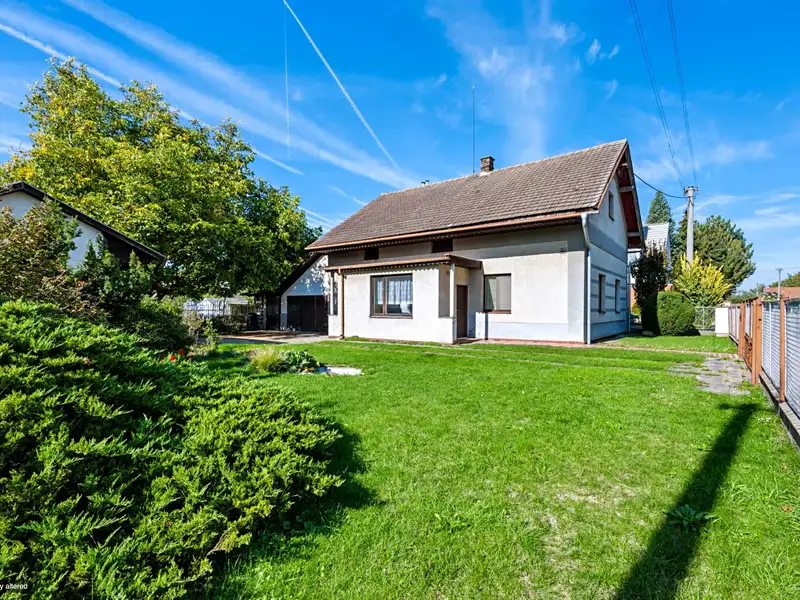 Prodej rodinného domu 84 m², pozemek 1700 m², Pardubice – náhled fotky 2