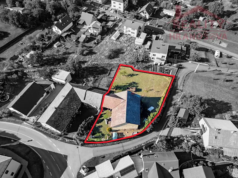 Prodej stavebního pozemku 1430 m², Kyjovice – náhled fotky 2